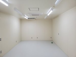 工場内の品質管理室 新設工事④～福岡県